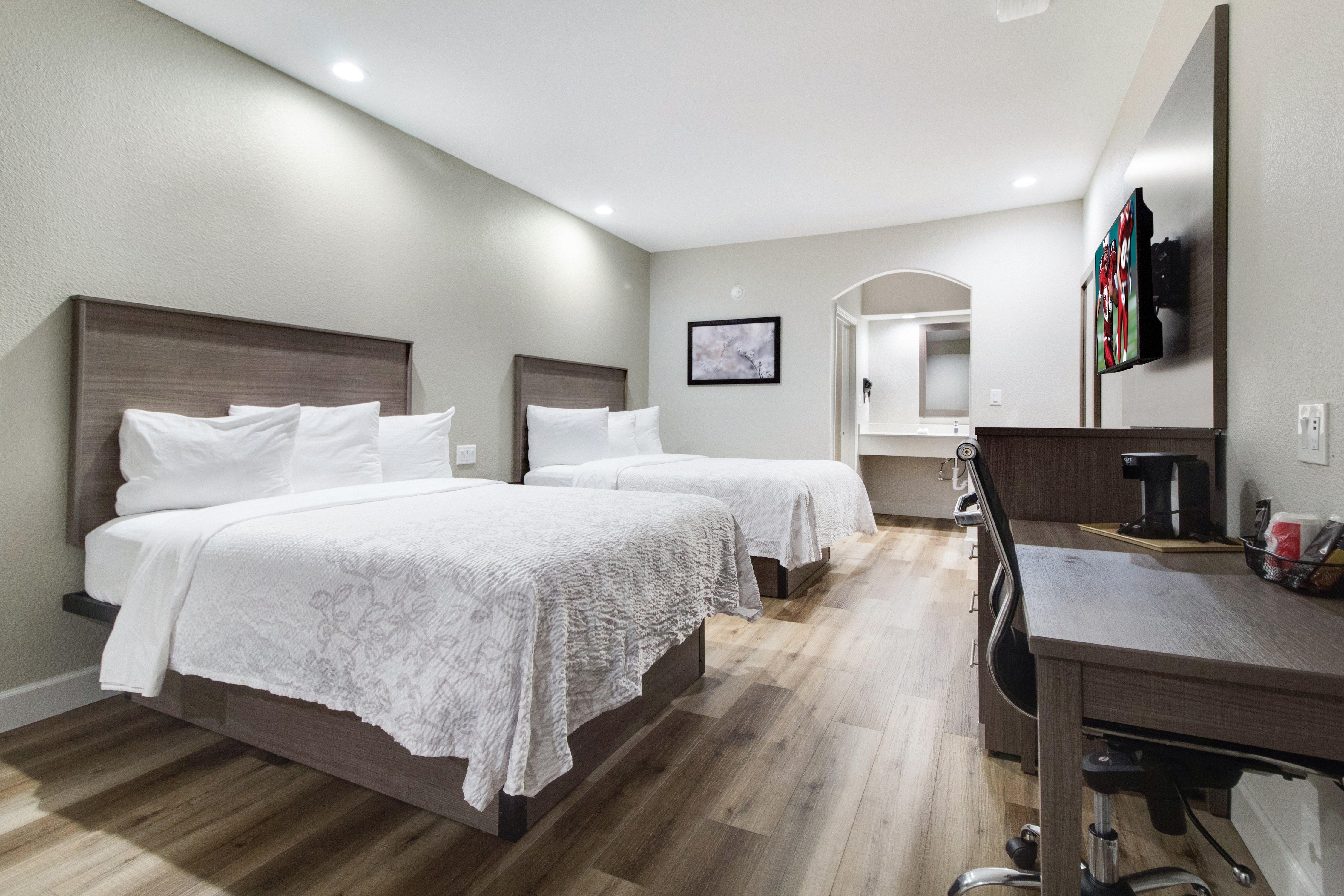 Red Roof Inn Plus + Galveston - Beachfront מראה חיצוני תמונה