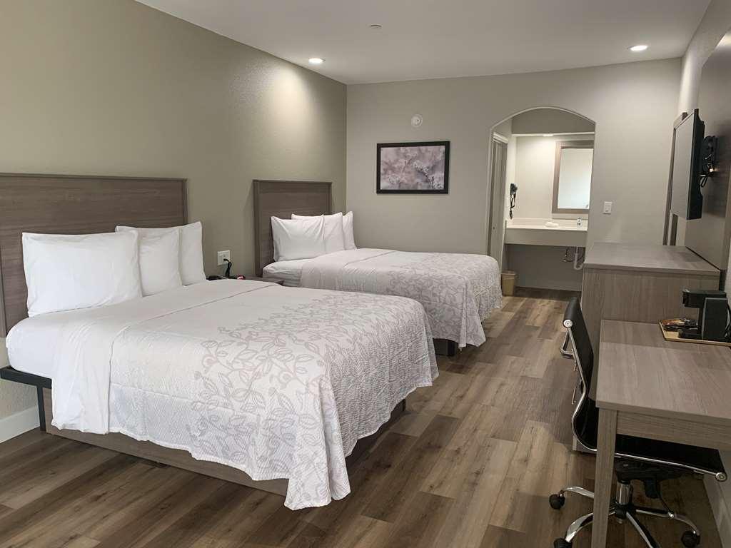 Red Roof Inn Plus + Galveston - Beachfront חדר תמונה