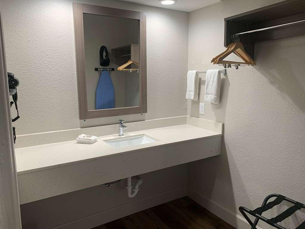 Red Roof Inn Plus + Galveston - Beachfront חדר תמונה