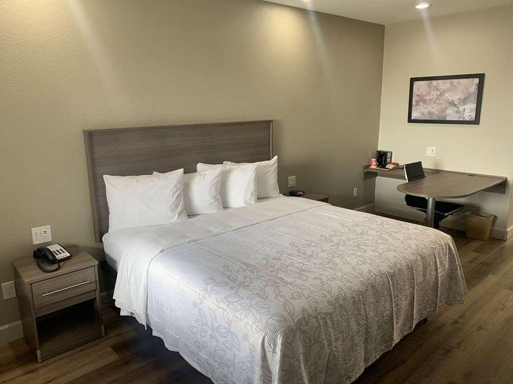 Red Roof Inn Plus + Galveston - Beachfront חדר תמונה