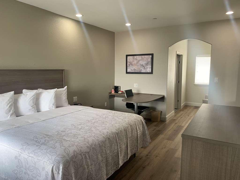 Red Roof Inn Plus + Galveston - Beachfront חדר תמונה